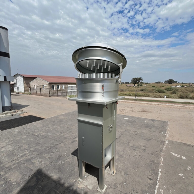 High volume air sampler flow calibration setup showing orifice transfer standard connected to sampler inlet with manometer and water column